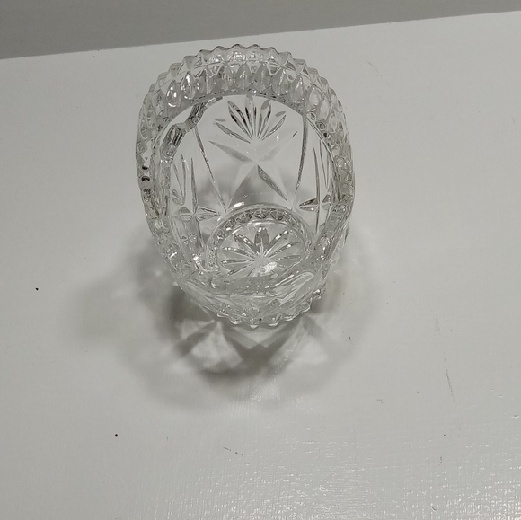 Vintage Glass Decorative Mini Basket 4" x 4" - Picture 3 of 7